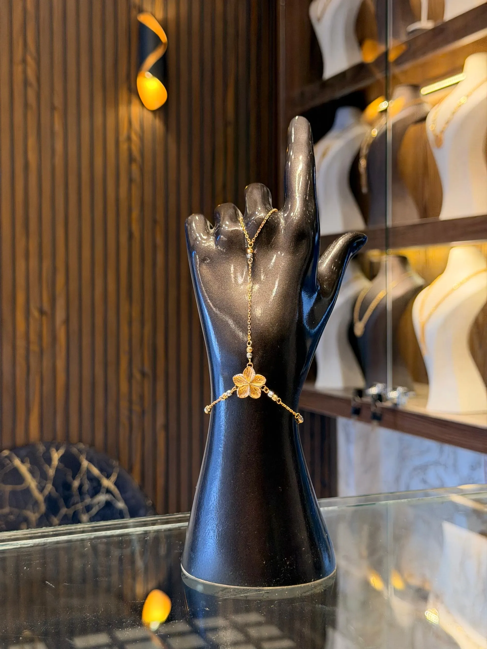 كف وردة اكسترا - منظر أمامي