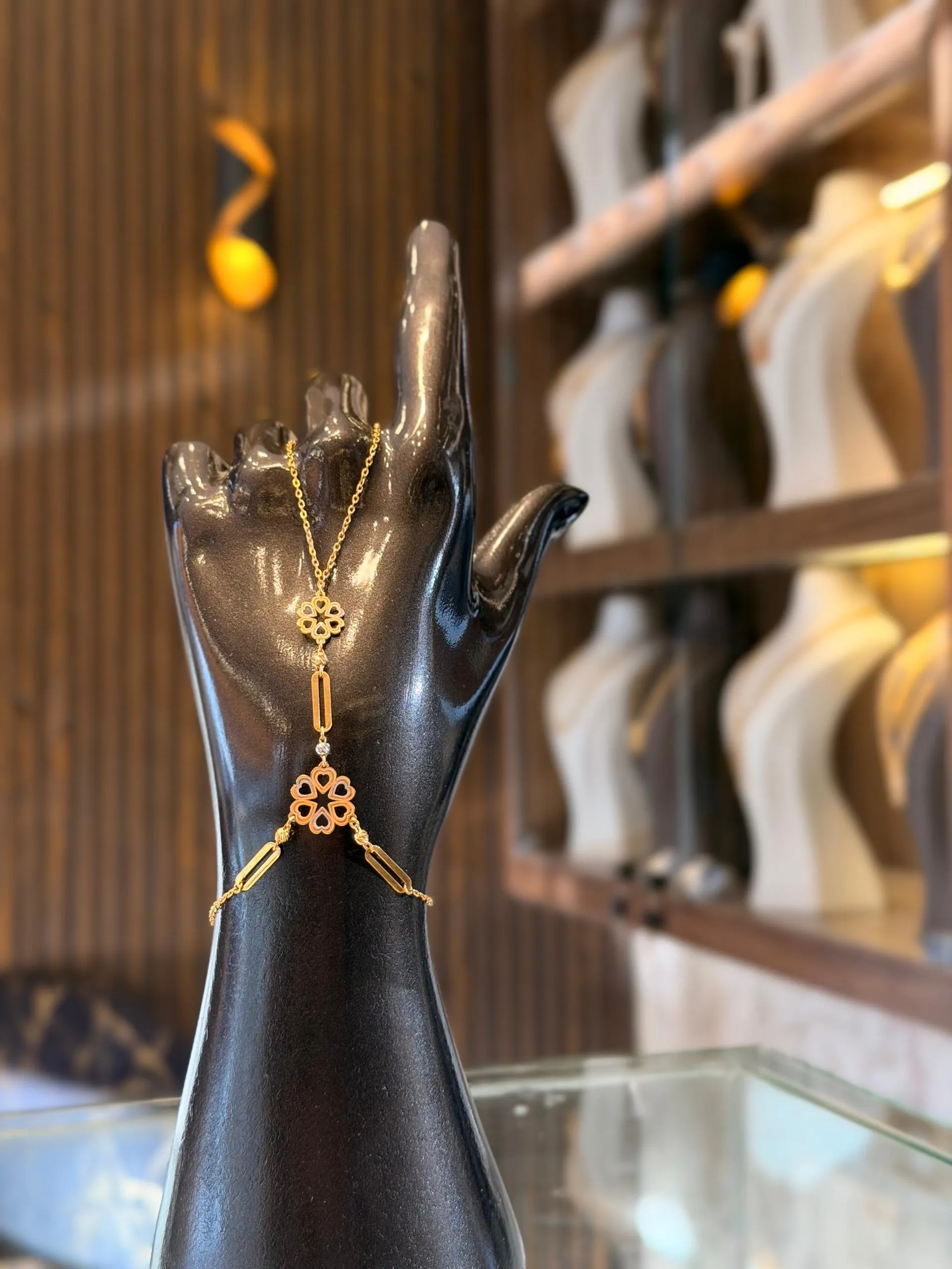 كف لايت قلوب - منظر أمامي