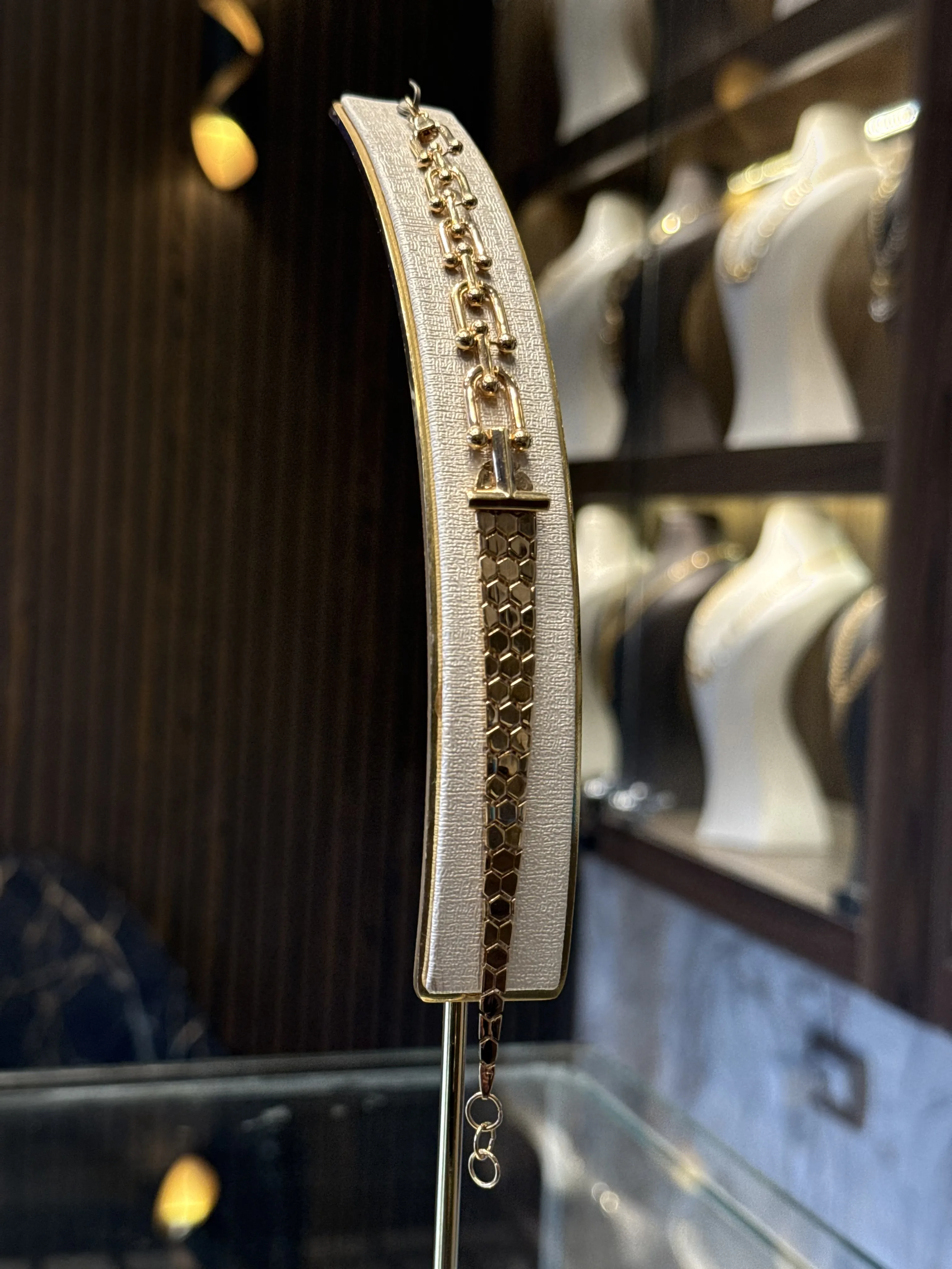 سوارة خلية اكسترا - منظر أمامي