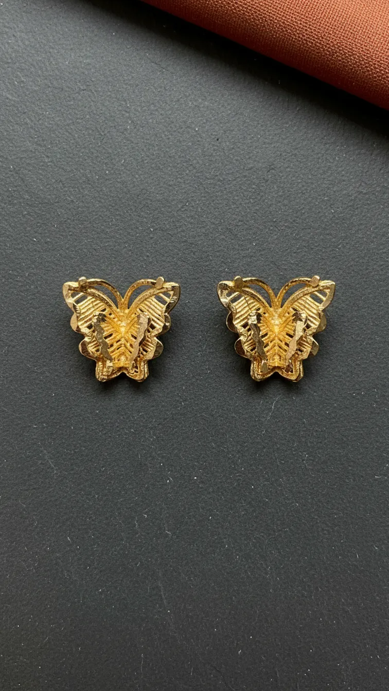 حلق فراشة - منظر أمامي