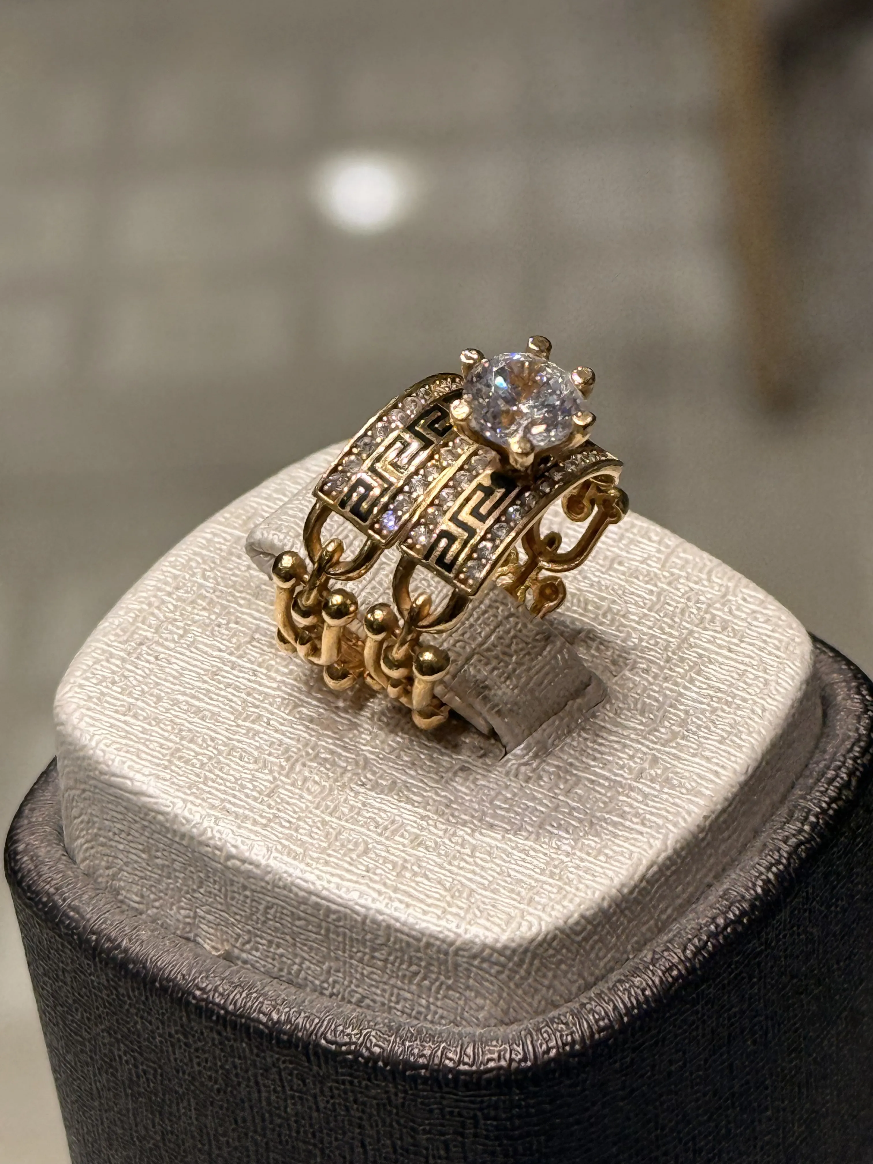 محبس توينز - منظر أمامي