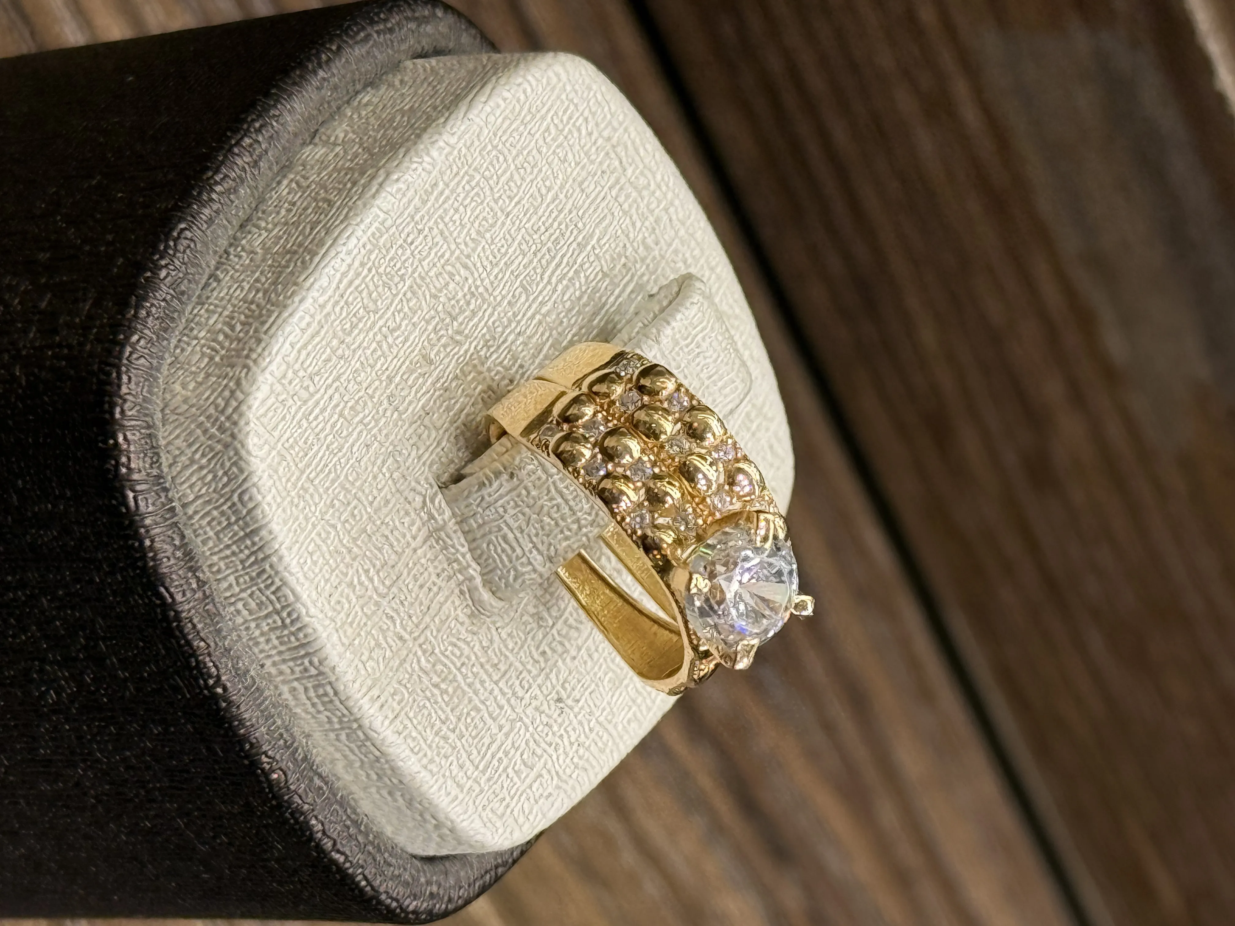 محبس توينز - منظر أمامي