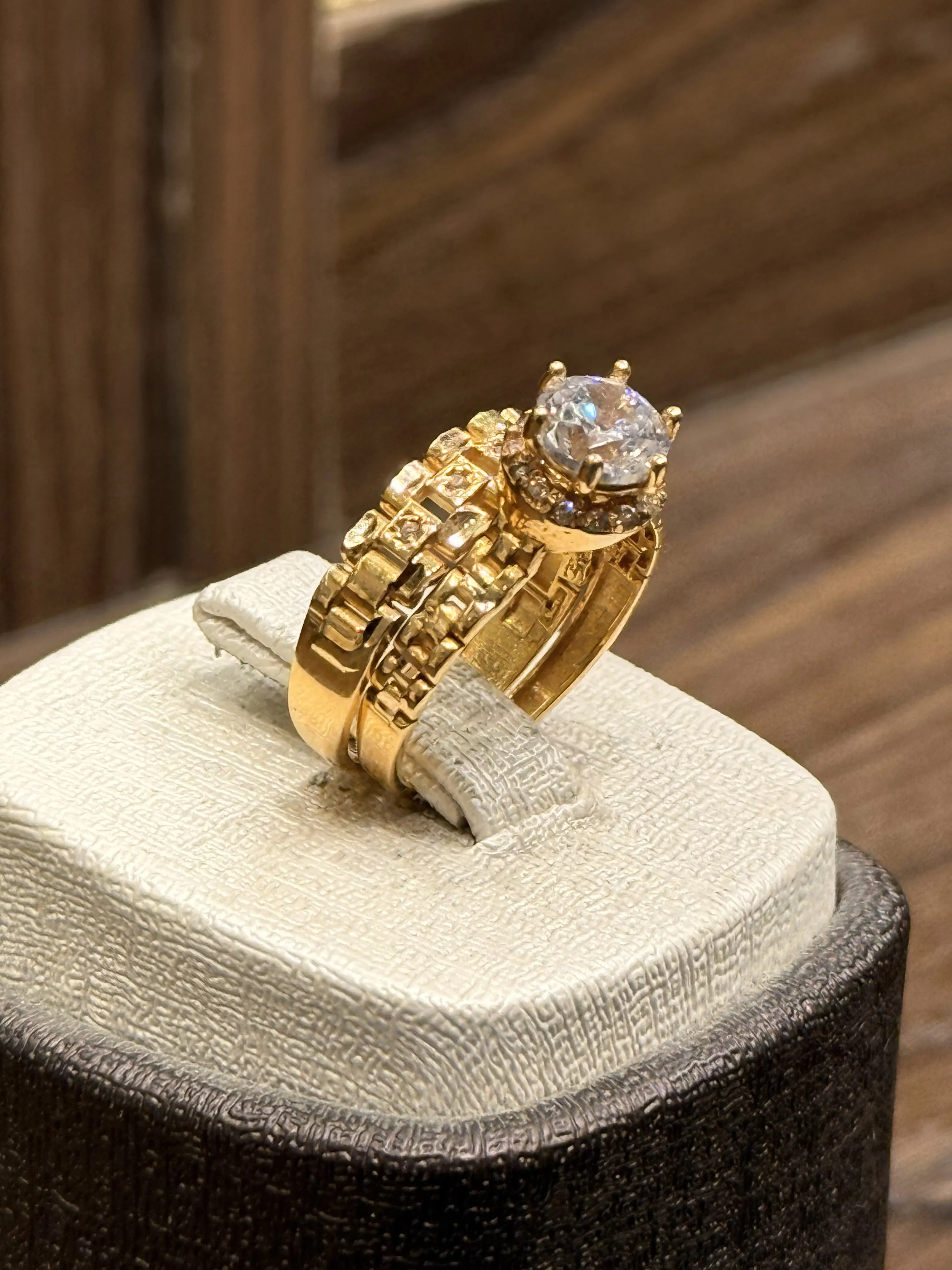 محبس توينز - منظر أمامي