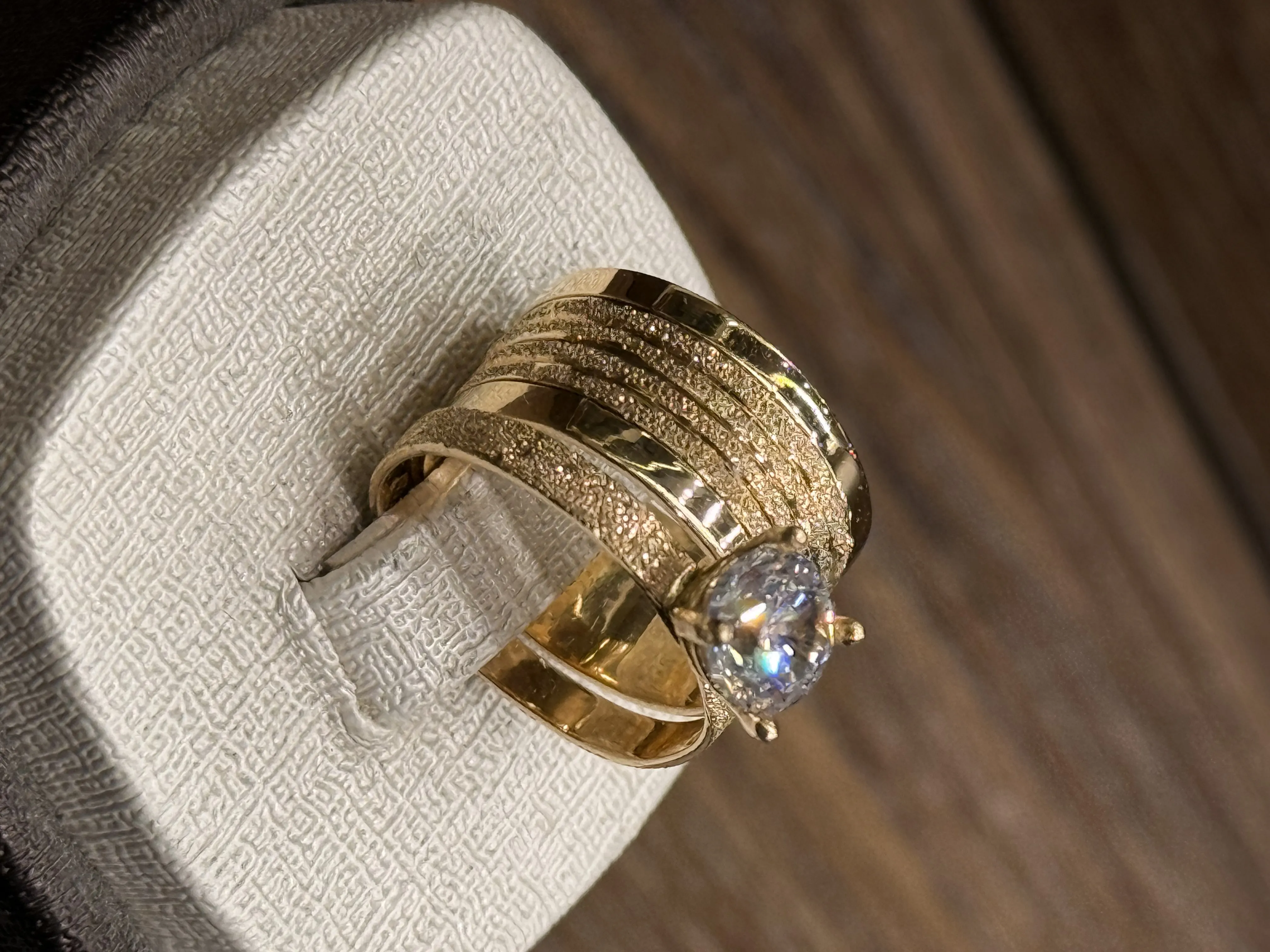 محبس توينز - منظر أمامي