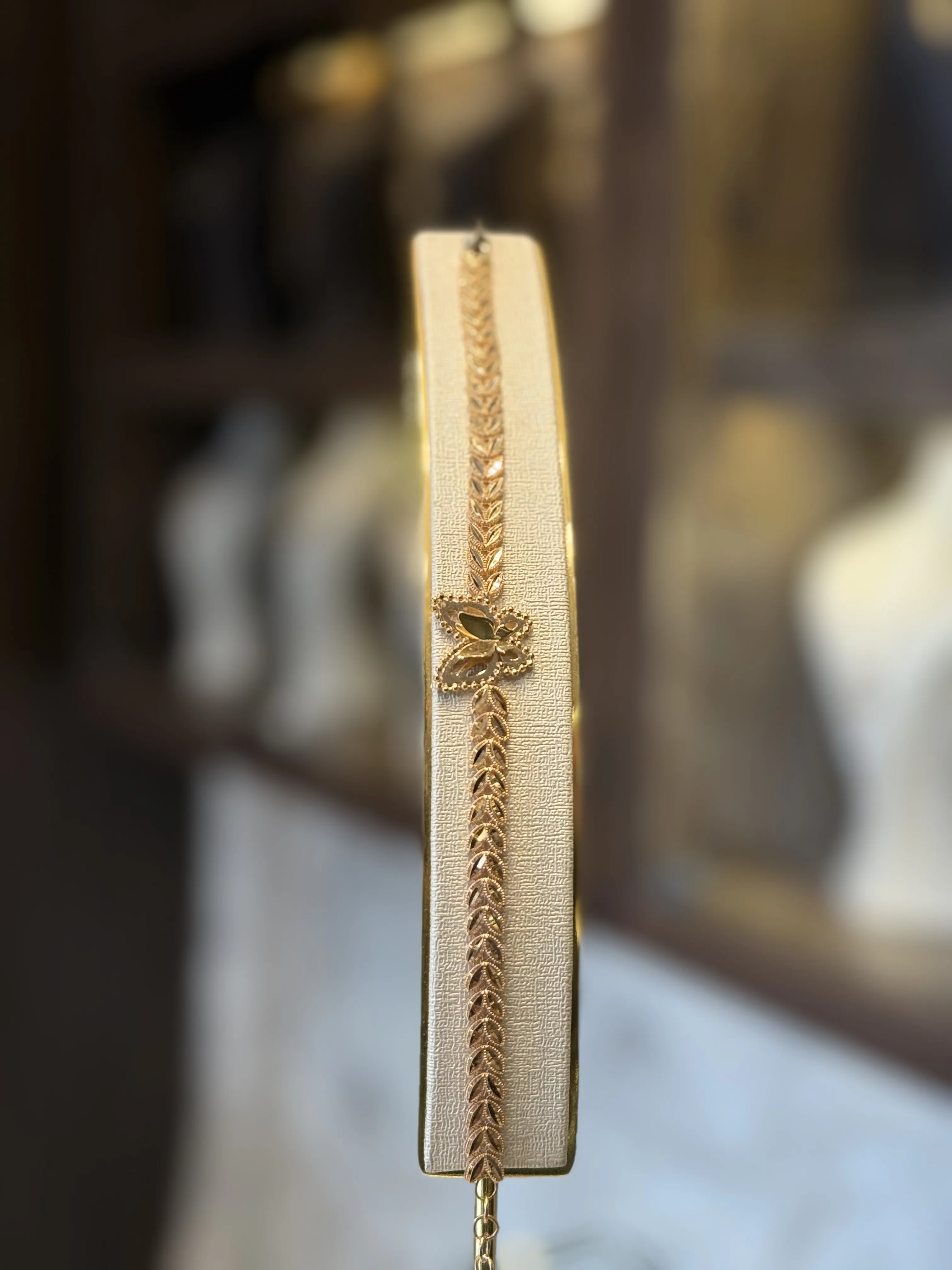 سوارة سنبلة - منظر أمامي