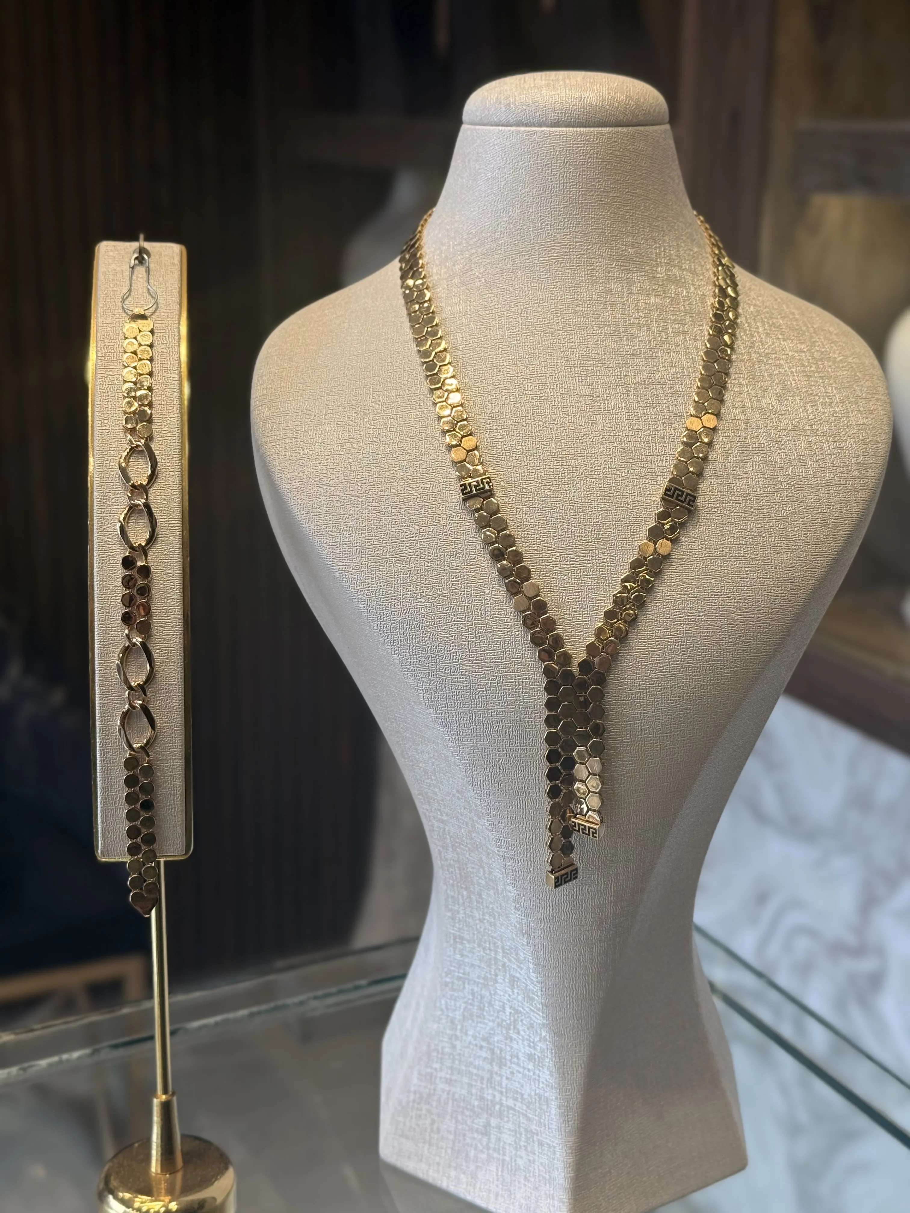 طقم خلية - منظر أمامي