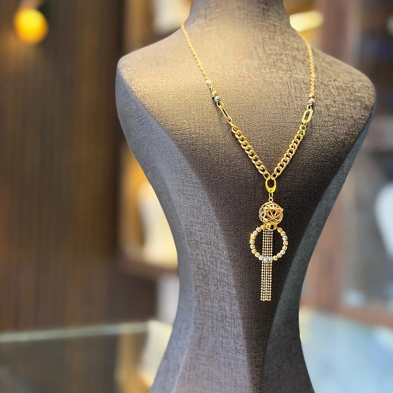 طوق نمر سلسال