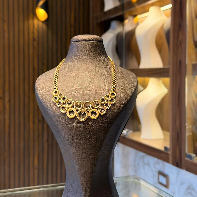 طوق رسمي اكسترا