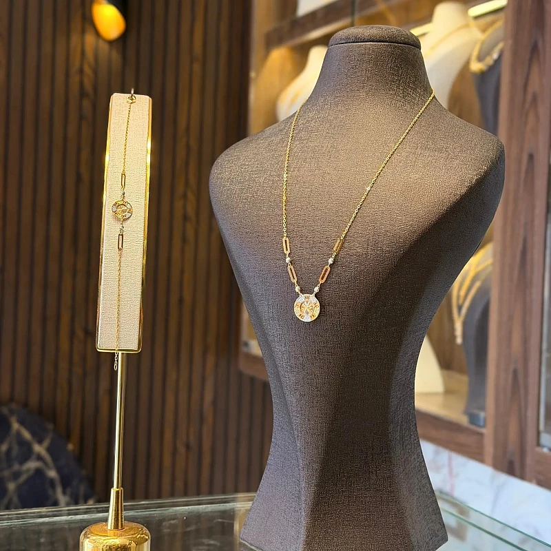 طقم لايت نقش ألمازي