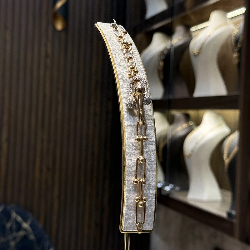 سوارة تيفني