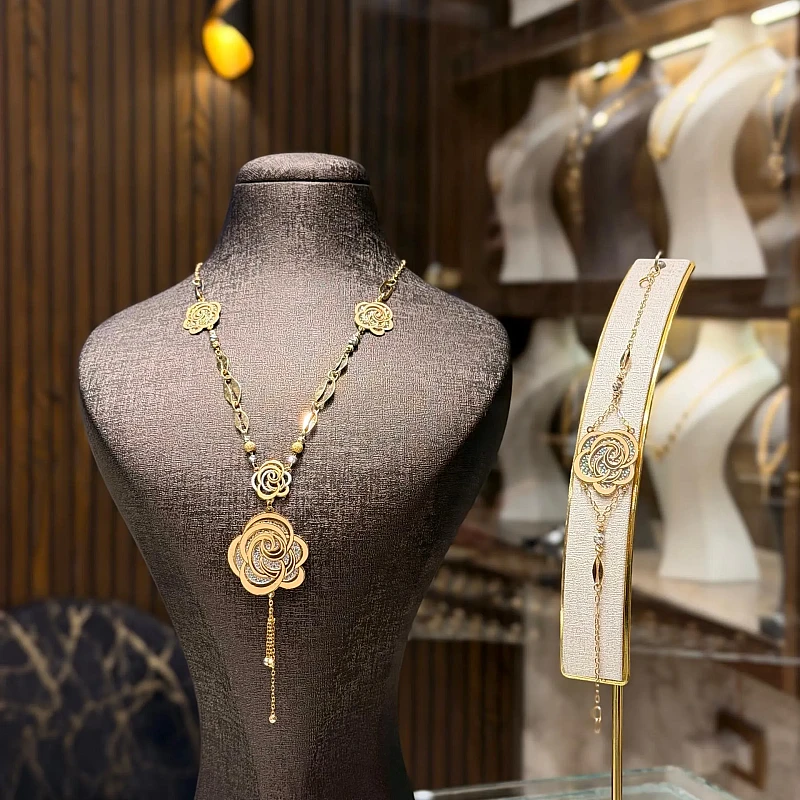 طقم نقش ألمازي طويل